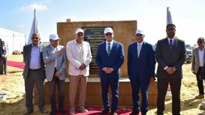 وزير الإسكان يضع حجر الأساس للمجمع الصناعي الأخضر بالمنطقة الصناعية بمدينة العلمين الجديدة