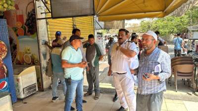 جهاز مدينة الشروق يُنفذ  36 قرار غلق وتشميع للمحلات التجارية المخالفة