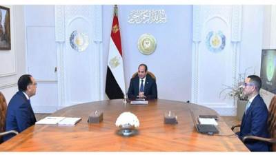 السيسي: توفير التسهيلات اللازمة لزيادة معدلات الاستثمار وتشجيع القطاع الخاص