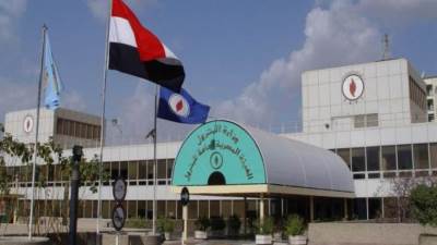 «البترول» ترسي مناقصة لشراء 20 شحنة غاز طبيعي مسال