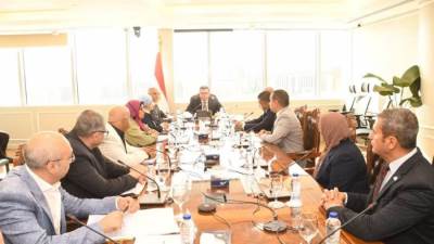 وزير الإسكان يتابع سير العمل بقطاع التنمية وتطوير المدن بهيئة المجتمعات العمرانية الجديدة