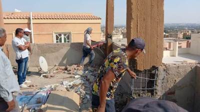 حملات مكبرة لإزالة مخالفات البناء والأنشطة المخالفة بمدن 6 أكتوبر والشيخ زايد والعبور