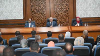 كامل الوزير: سحب الأراضي الصناعية غير المستغلة والتي لم يُتخذ بها أي إجراء من المستثمرين