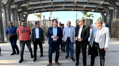وزير الإسكان يتفقد اللمسات النهائية للأعمال بآخر قطاعات «كابيتال بارك» بالعاصمة الإدارية الجديدة