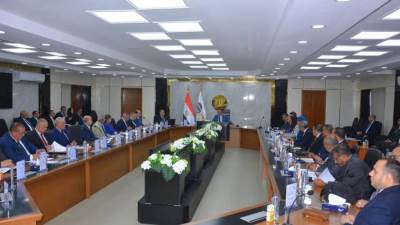 «القابضة للصناعات المعدنية» تعتمد موازنة  "2024-2025" بإيرادات مستهدفة 62.5 مليار