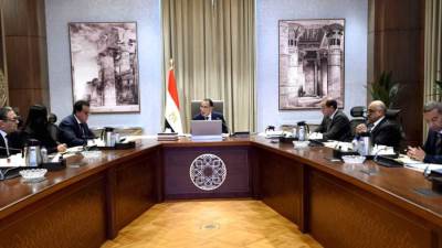 «مدبولى» يتابع إجراءات حوكمة استيراد سيارات ذوي الهمم ومهلة شهرين لتسوية الأوضاع