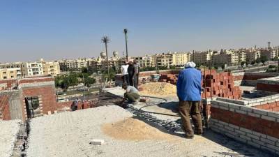 وزير الإسكان يتابع نتائج حملات إزالة مخالفات البناء والظواهر العشوائية بعددٍ من المدن الجديدة