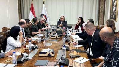 وزير قطاع الأعمال يتابع مستجدات تنفيذ مشروع تطوير شركة مصر للغزل والنسيج بكفر الدوار