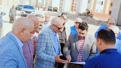 «غنيم» يتفقد وحدات «سكن لكل المصريين» بالعبور  الجديدة ويوجه باستبعاد المقصرين من الشركات المنفذة 