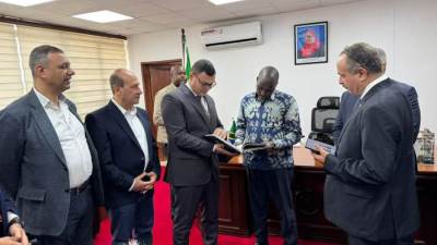 «الشربيني» يدعو نائب رئيس الوزراء التنزاني للمشاركة فى المنتدى الحضري العالمي بالقاهرة 