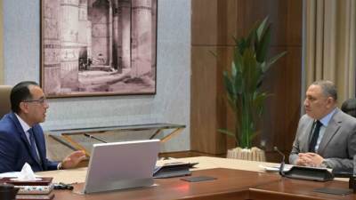 «الوزراء» يبحث استغلال الأراضي التي تم استردادها فى تنفيذ المشروعات القومية 