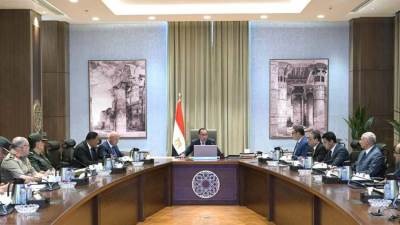 «مدبولى» يتابع مُستجدات تنفيذ المرحلة الأولى من مشروع تنمية مدينة رأس الحكمة