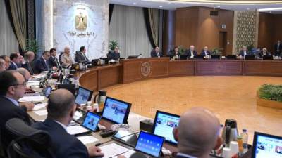 مجلس الوزراء يوافق على تشكيل لجنة لإدارة ملف الدين الخارجي وتنظيم الاقتراض