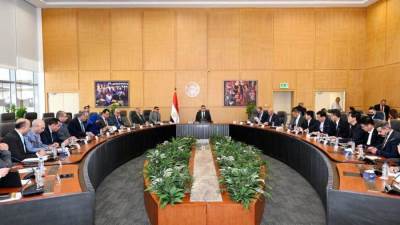 « الشربيني» يشدد على الالتزام بالجداول الزمنية لتسليم أبراج منطقة الأعمال المركزية بالعاصمة الإدارية 