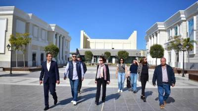 «قنصل عام فرنسا» تزور« العلمين الجديدة» للاطلاع على التجربة العمرانية بالمدينة