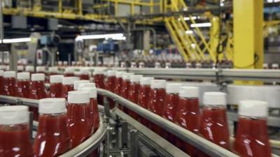 منح شركة «بلقان للصناعات الغذائية» الرخصة الذهبية 