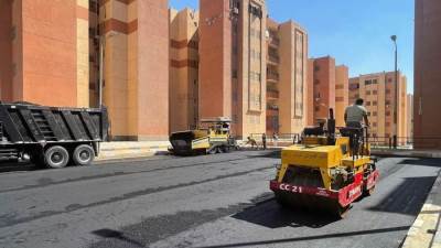 وزير الإسكان: استكمال رفع كفاءة منظومة الطرق والتطوير بمدن 15 مايو والشروق وبني سويف الجديدة