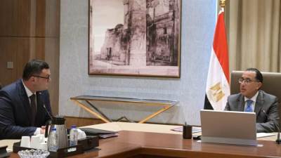 «الوزراء»: طرح عالمي لتخطيط المنطقة المحيطة بالأهرامات والمتحف الكبير