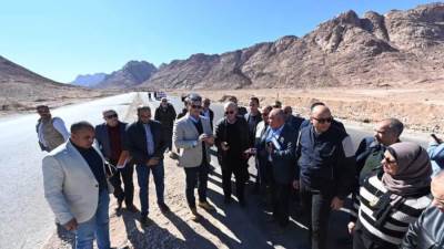 وزير الإسكان يتفقد سير العمل بمنطقة الزيتونة بمشروع تطوير موقع التجلى الأعظم ويؤكد: «عاوز الموقع خلية نحل»