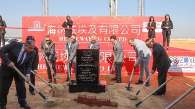 باستثمارات 50 مليون دولار ..   تدشين حجر أساس مشروع "هينيواى" الصينية في منطقة القنطرة غرب الصناعية