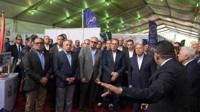 فى بداية جولته بالمحافظة .. «مدبولى» يتفقد معرض «صُنع في بورسعيد»