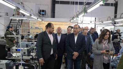 مدبولي: «الملابس الجاهزة» أحد القطاعات الواعدة التي تحظى بفرص للنمو والتطور بمصر