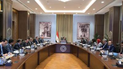 «مدبولي»: ملف الصناعة وزيادة الإنتاج والتصدير على أجندة الأولويات