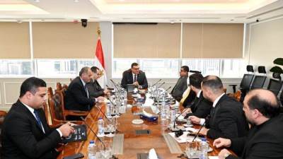 وزير الإسكان يناقش مع وفد سعودي عدد من الفرص الاستثمارية بمصر