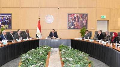 «الشربيني» يشدد على سرعة الانتهاء من توفيق الأوضاع بالأراضي المضافة لأحوزة المدن الجديدة