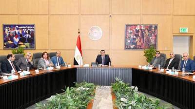 وزير الإسكان يتابع موقف تنفيذ وحدات «سكن لكل المصريين» وسكن مصر وجنة بعدد من المدن والمحافظات.