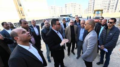  «الشربيني» يكلف رئيس جهاز القاهرة الجديدة بوضع خطة واضحة ومحددة للانتهاء من مشروعات الإسكان فى أسرع وقت