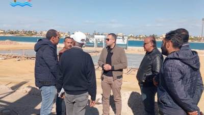 رئيس جهاز القري السياحية يتفقد المشروعات الجاري تنفيذها بمركز مارينا العلمين السياحي