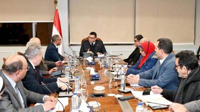 وزير الإسكان  يوجه بوضع خطة للإرتقاء بمنظومة مياه الشرب والصرف الصحي بمحافظة بورسعيد