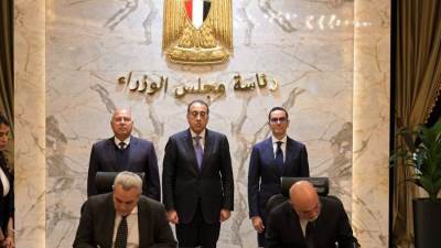 باستثمارات 135 مليون دولار .. «المنصور للسيارات» توقع أرض مصنع جديد لتصنيع سيارات "إم جي" في مصر