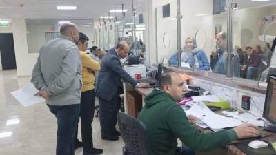 مسئولو "الإسكان" يتفقدون سير العمل بجهازي العبور والعاشر من رمضان لمتابعة استلام طلبات تراخيص المباني إلكترونيا