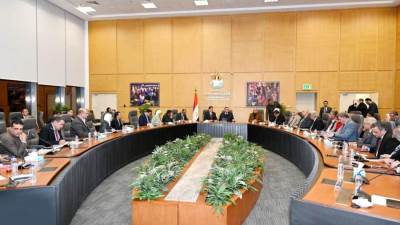 وزير الإسكان يعقد اجتماعا مع عدد من أعضاء مجلسي  «النواب والشيوخ» لبحث مطالب دوائرهم