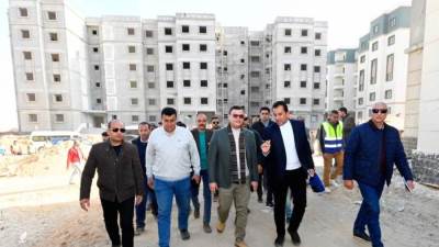  «الشربينى»  يوجه بوضع مخطط لقطع الأراضي غير المستغلة بالعاشر لتعظيم الاستفادة منها