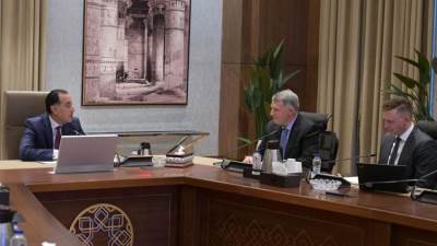 «مدبولى» يؤكد التزام مصر بسداد مستحقات الشركاء الأجانب