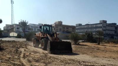 حملة مكثفة للنظافة والتجميل تُطلقها مدينة العاشر من رمضان لتعزيز المظهر الحضاري