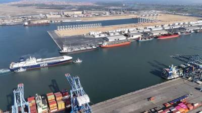 «النقل» تدعو اتحاد الصناعات والغرف التجارية ورجال الأعمال الاستفادة من الخط الملاحي «الرورو»