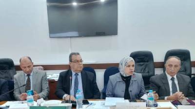 «الضرائب»  تؤكد استمرار التنسيق المشترك مع اتحاد الصناعات لحل كافة المشكلات الضريبية