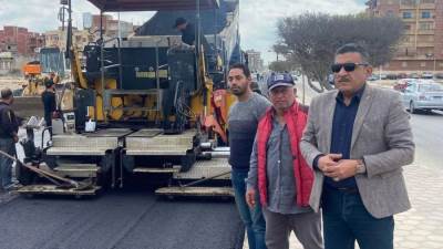 وزير الإسكان يتابع سير العمل بمشروعات رفع كفاءة وتطوير الطرق بعدة مدن جديدة