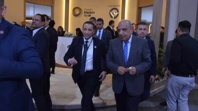 وزير الكهرباء يبحث مع سيمنس انيرجى سبل اقامة محطة طاقة رياح قدرة 500 ميجاوات 