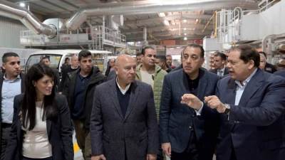 رئيس الوزراء يفتتح المرحلة الثانية من مصنع شركة "سيراميكا كليوباترا"