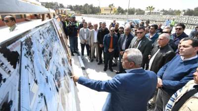 وزير الإسكان يتفقد محطة الصرف الصحي  ومنظومة ري المسطحات الخضراء بـ15 مايو