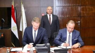 وزير النقل يشهد توقيع مذكرة تفاهم مع «MSC» العالمية لإدارة وتشغيل المواني ومرافق الشحن