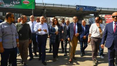 بتكلفة 28مليون جنيه ..   وزيرة التنمية المحلية ومحافظ القاهرة يتفقدان بدء أعمال تنفيذ المرحلة الأولى من تطوير سوق العتبة بالموسكي