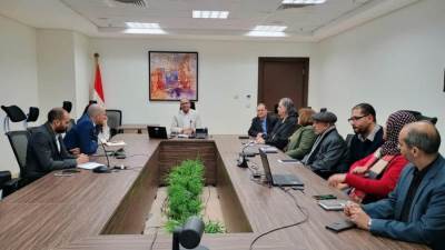 نائب وزير الاسكان يناقش مع ممثلي البنك الدولي التعاون بالمشروعات المستقبلية فى قطاع المرافق