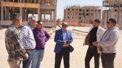 «الشربينى» يشدد على دفع العمل بوحدات «سكن لكل المصريين» بسوهاج الجديدة