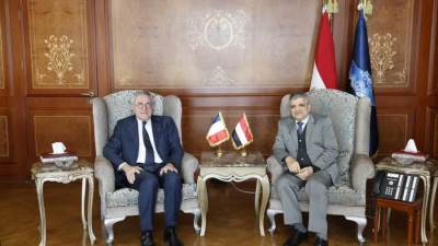 «قناة السويس»: التحديات الراهنة تظل مؤقتة... والقناة مستمرة في تنفيذ استراتيجيتها لتطوير المجرى الملاحي